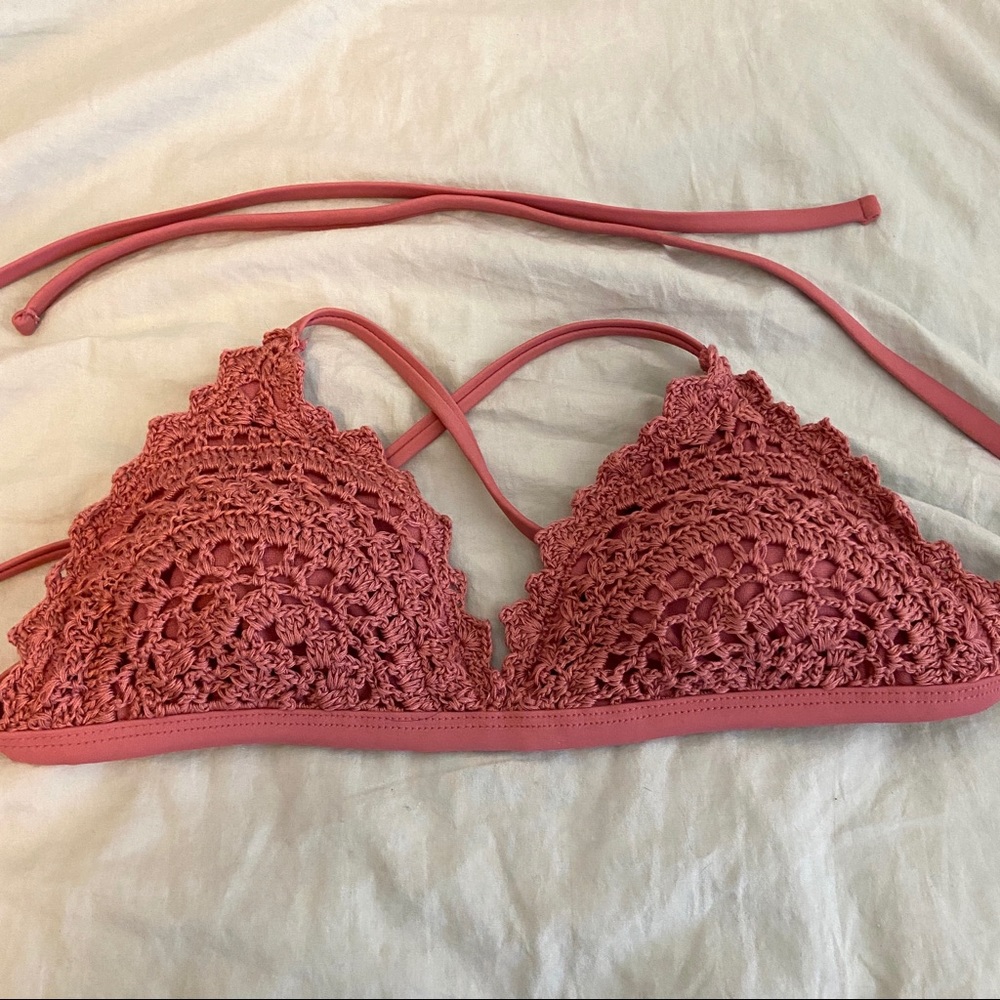 Pink knitted triangle bikini top